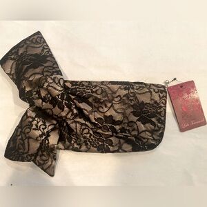 Lulu Townsend Evening Clutch bag Purse Black lace over Champagne satin NWT